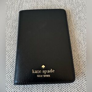 EUC - Kate Spade Madison Saffiano Leather Passport Holder - Black